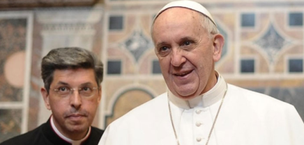 PapaNomeia