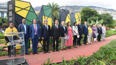 HomenagemMandelaCor